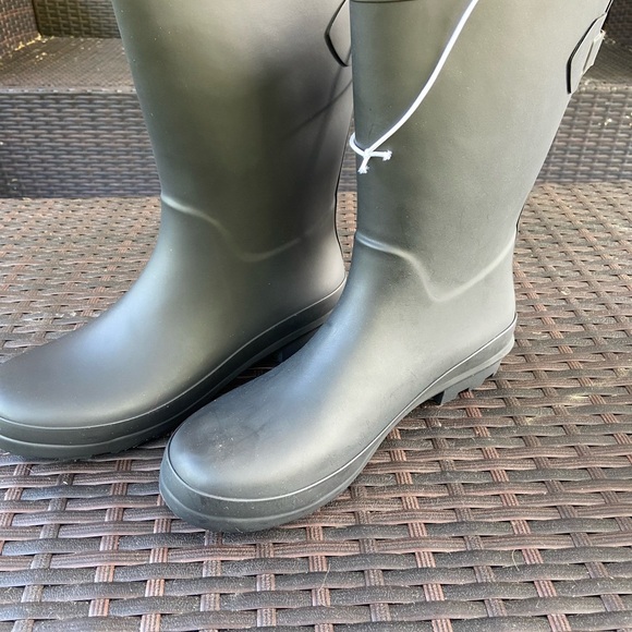 NWT A New Day Black Waterproof Rain Boots with Adjustable Strap - Picture 3 of 7